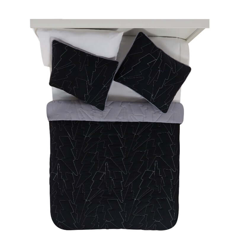 Kids Black/Lavender Lightning Bolts Reversible Quilt Set w/ Sham by Nikki